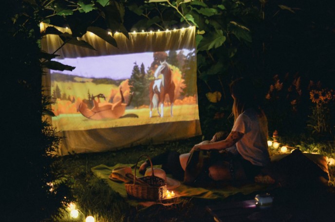 Где купить и смотреть новинки кино онлайн: обзор платных сервисов